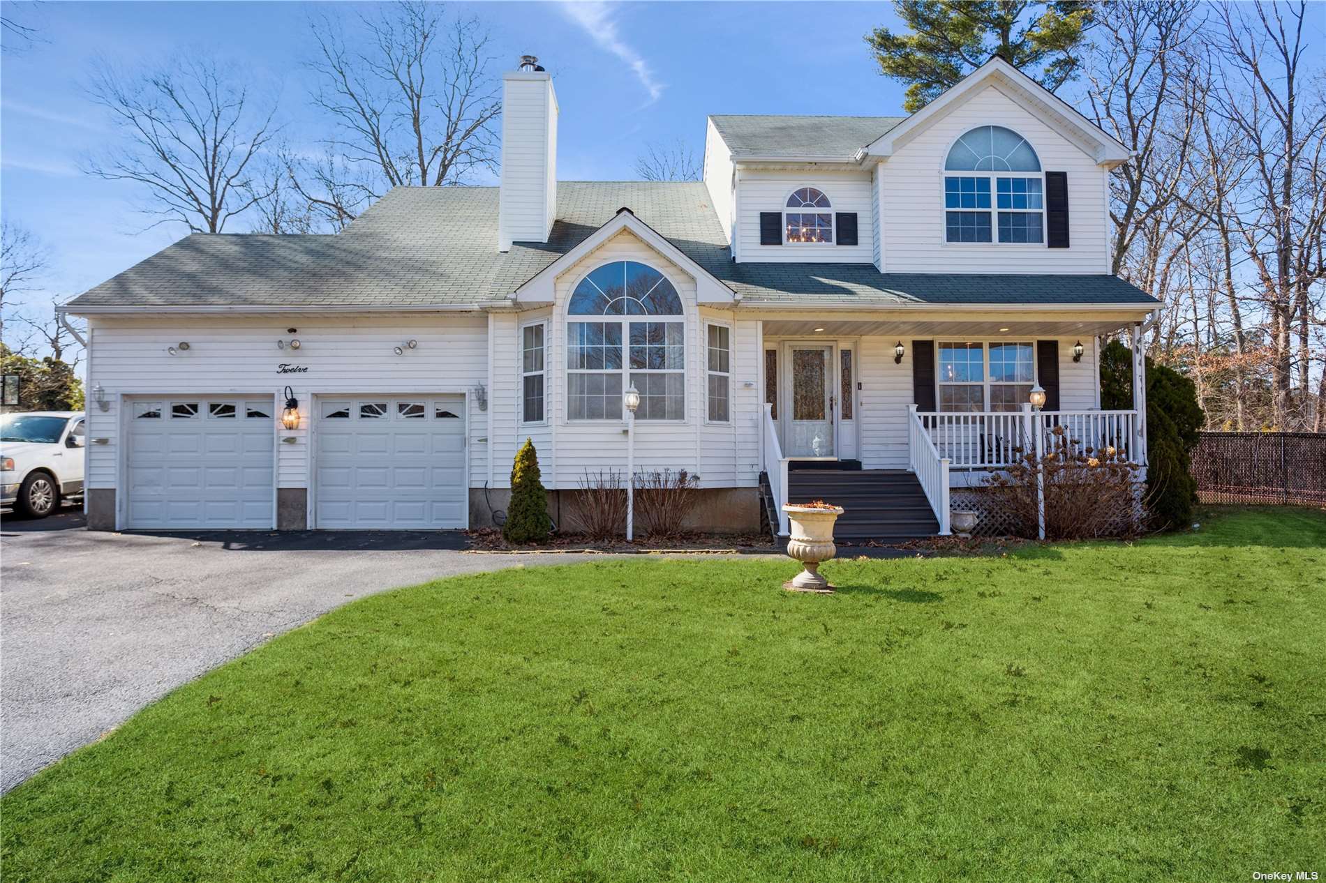 #1 photo, 12 Rainbow Court, Middle Island , NY 11953