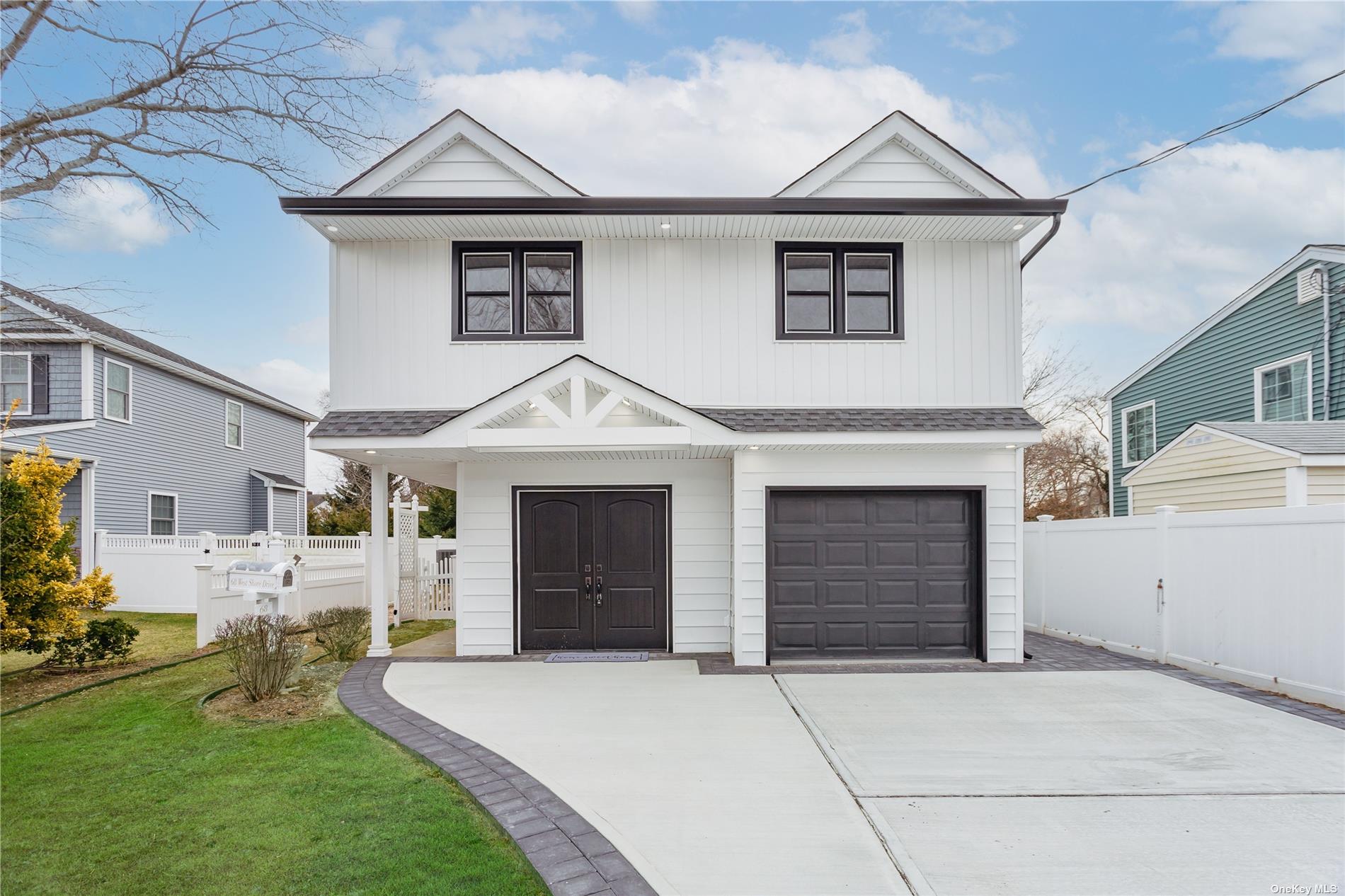 #1 photo, 68 Shore Drive, ナッソー郡 Massapequa , NY 11758