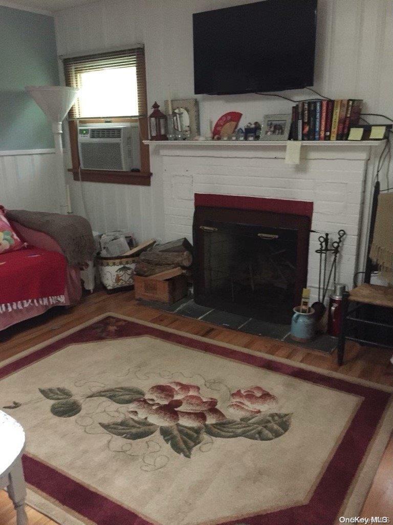 #2 photo, 821 Evergreen, Ocean Beach , NY 11770