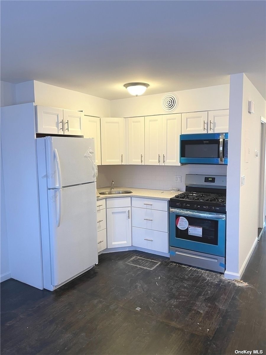 #1 photo, 33-37 13th Street, Astoria , NY 11106