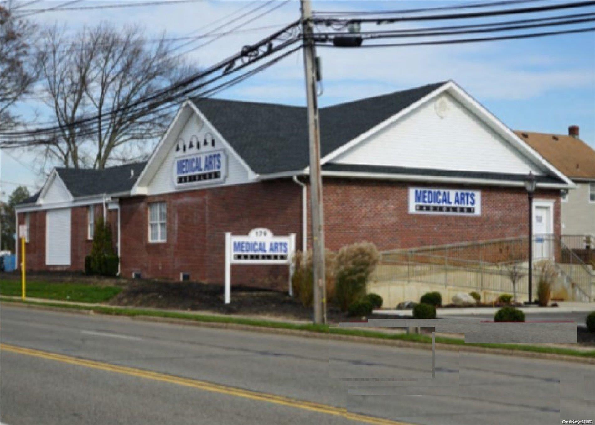 #5 photo, 179 Little East Neck Road, Babylon , NY 11702