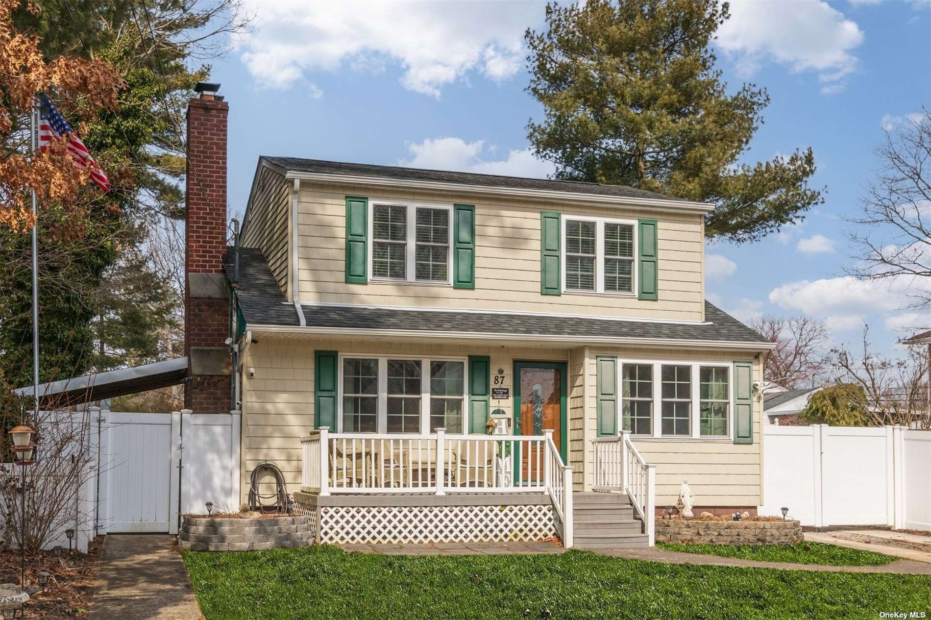 #1 photo, 87 Oaklawn Avenue, Farmingville , NY 11738