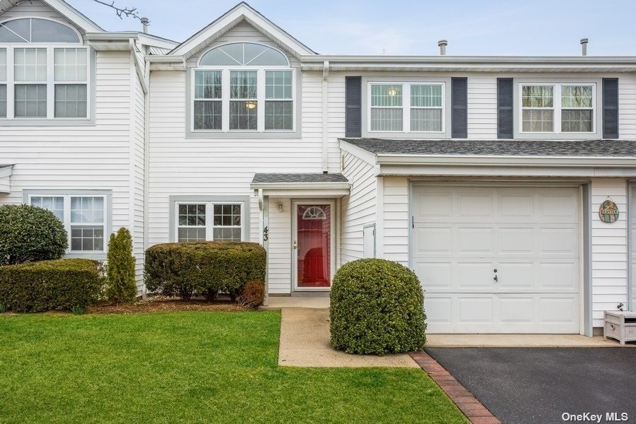 #1 photo, 43 Indian Trace, Kings Park , NY 11754
