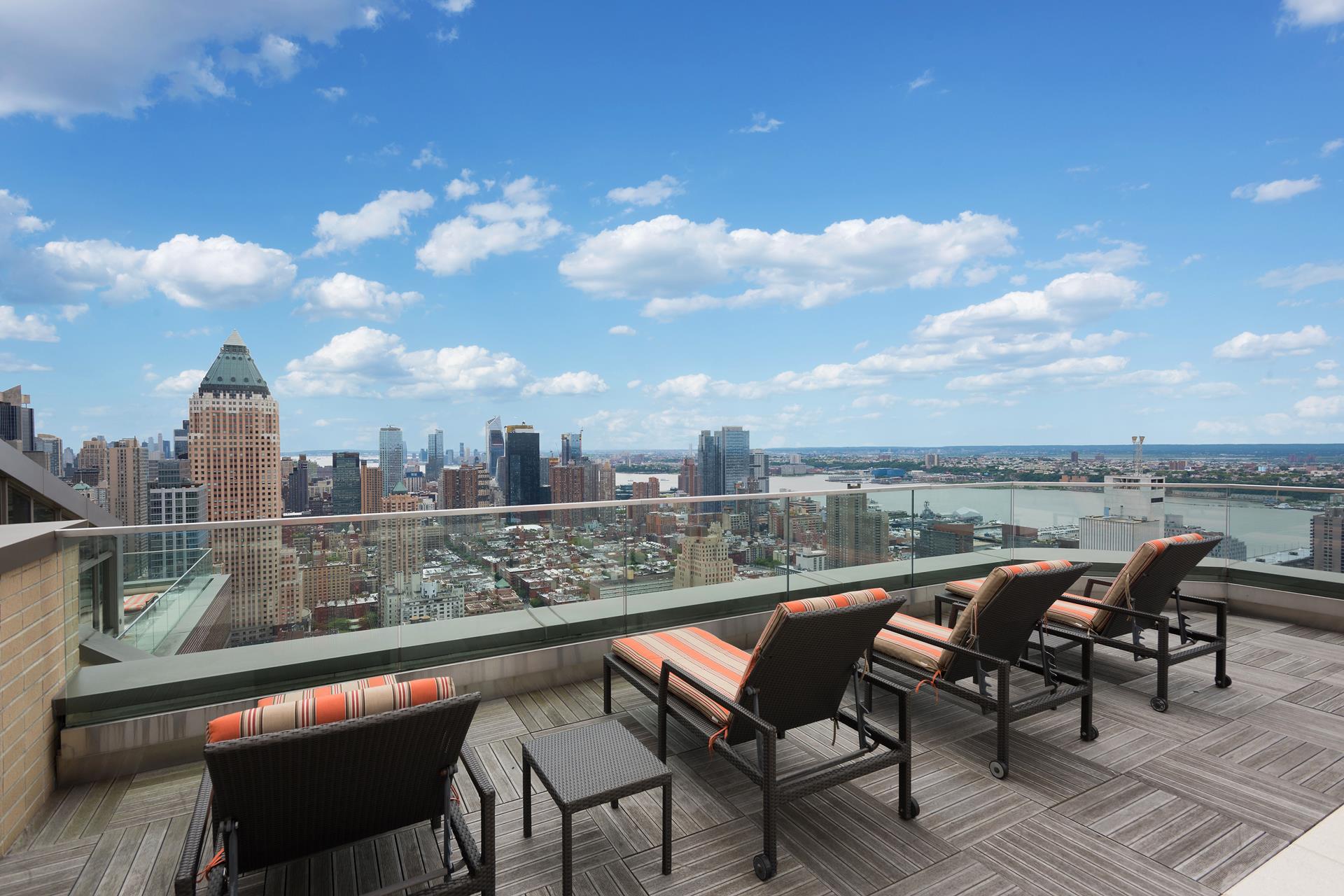 #11 photo, 322 W 57TH ST, 曼哈頓 中城西区 Hells Kitchen , NY 10019