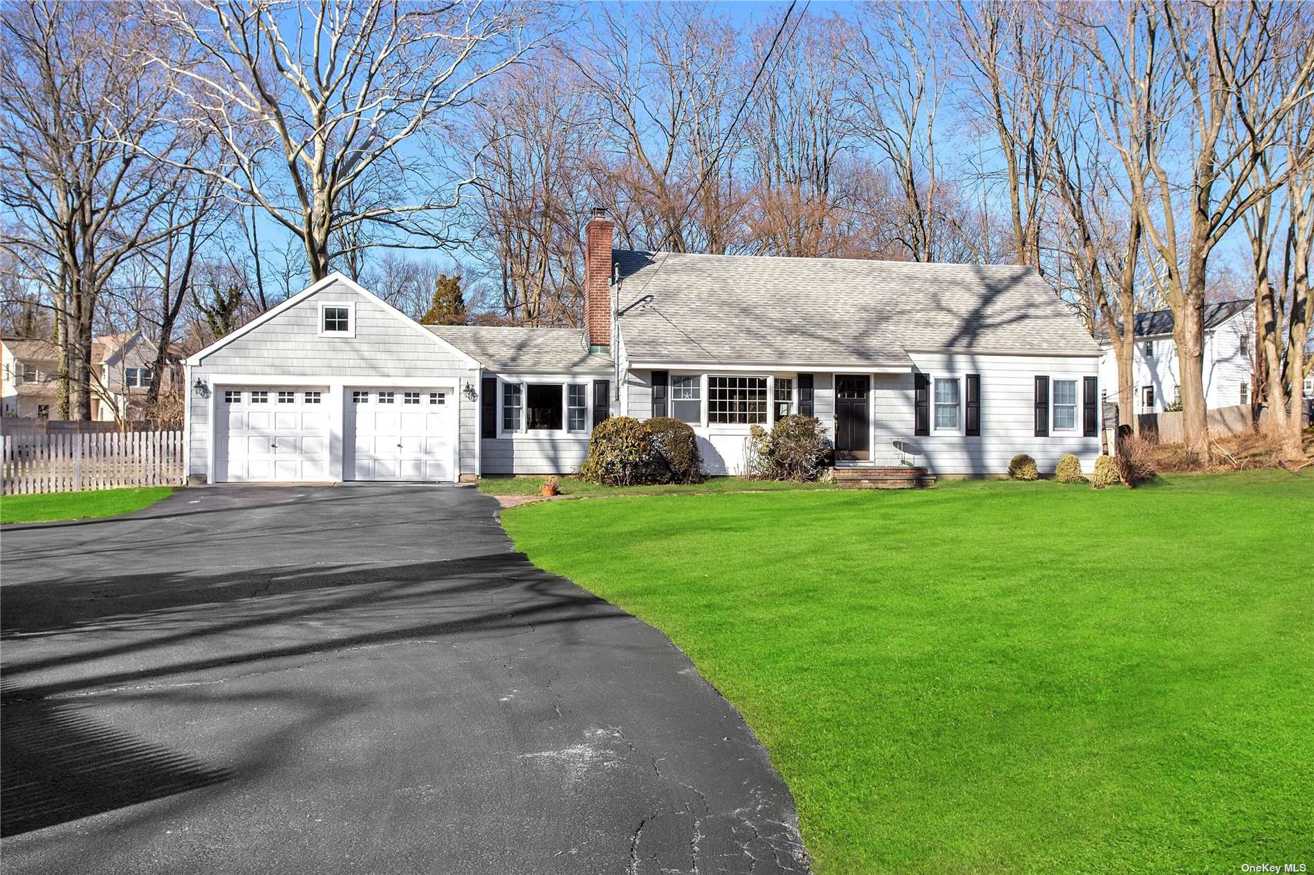 #1 photo, 36 Little Neck Road, Centerport , NY 11721