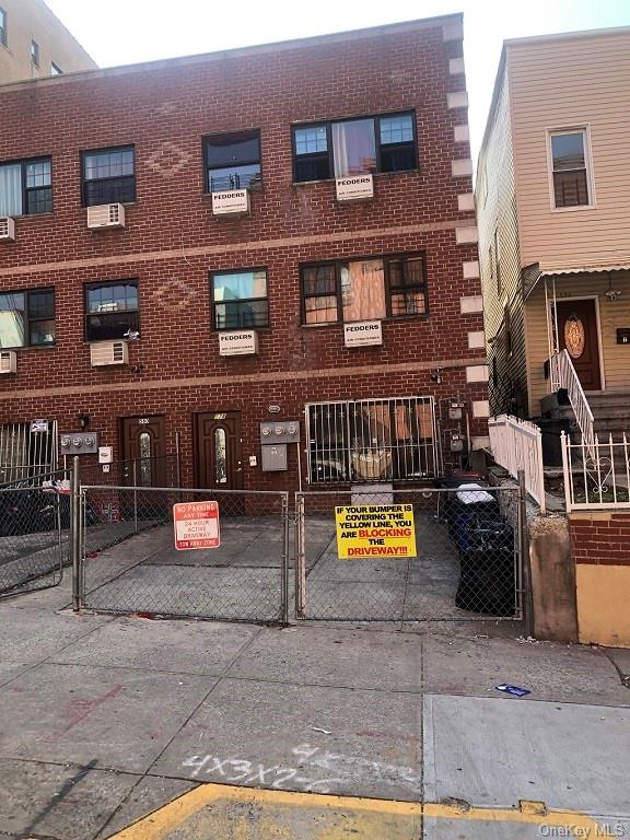 #1 photo, 578 E 166th Street, 布朗士 Bronx , NY 10456