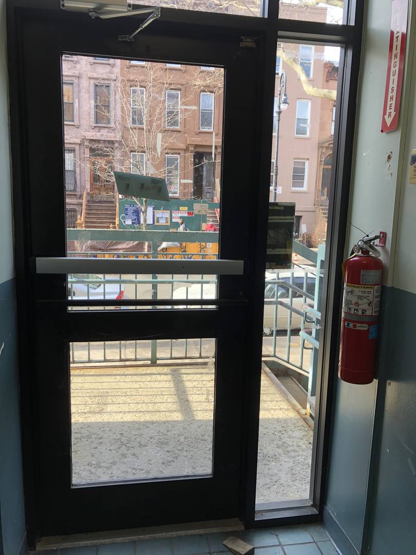 #15 photo, 281 Stuyvesant Ave., Stuyvesant Heights , NY 11233