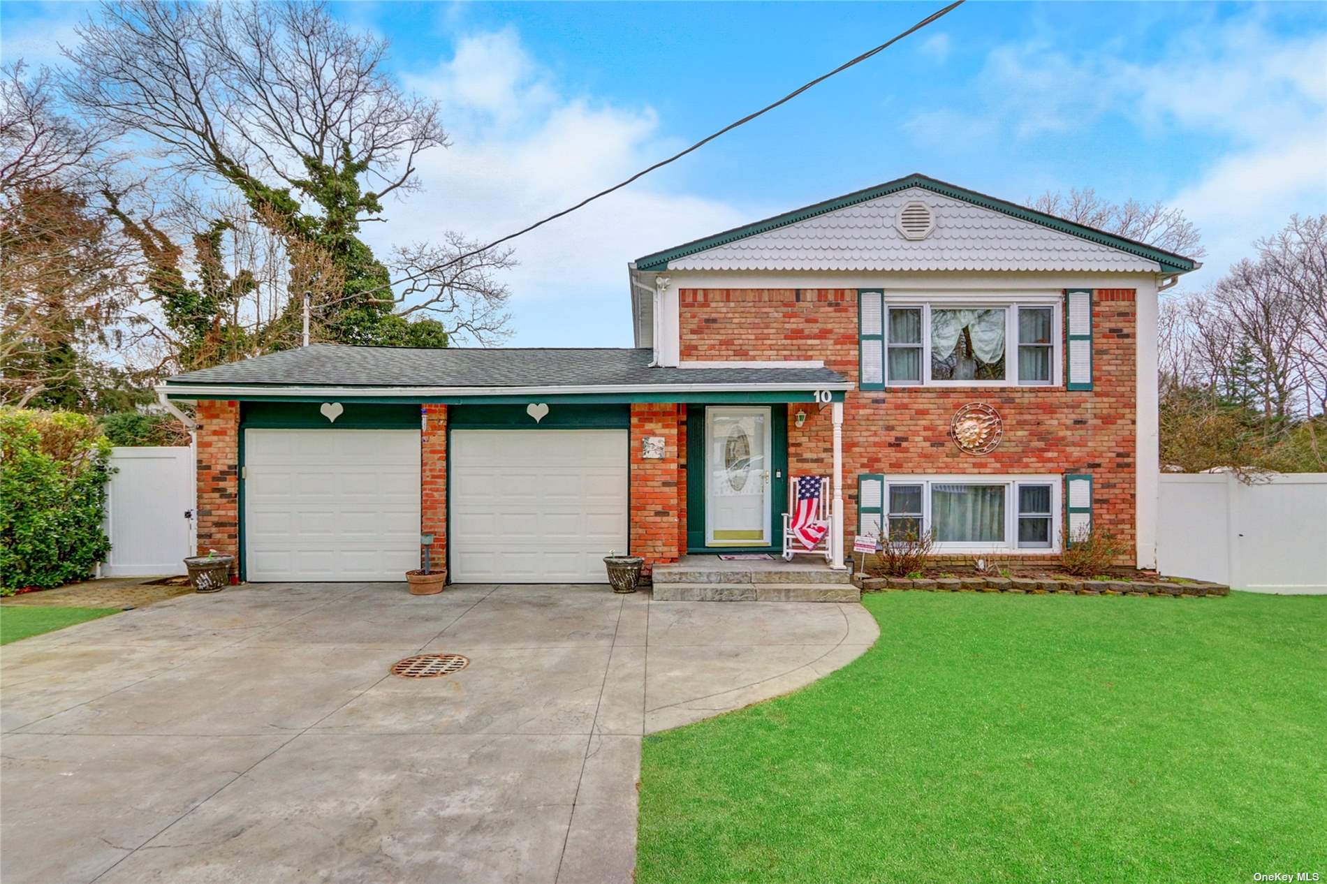 #1 photo, 10 Southaven Avenue, サフォーク郡 Mastic , NY 11950