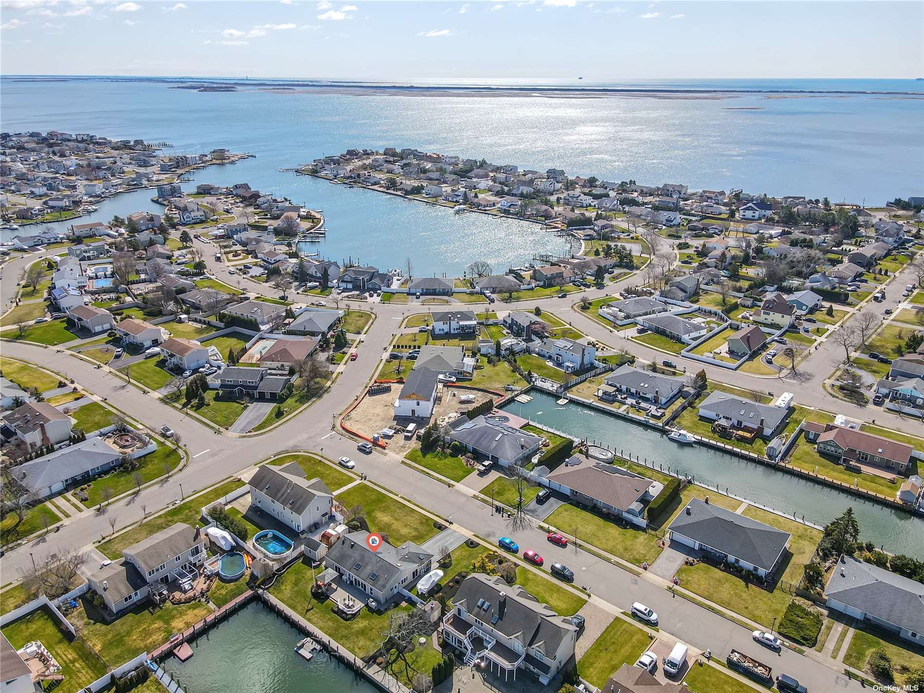 #1 photo, 3 Harbor Court, Copiague , NY 11726