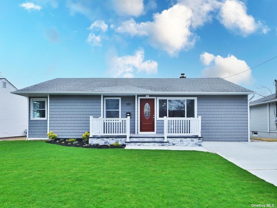 #1 photo, 920 Val Park Avenue, ناسو Valley Stream , NY 11580