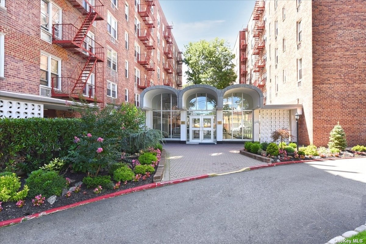 #1 photo, 54-40 Little Neck Parkway, クイーンズ区 Little Neck , NY 11363