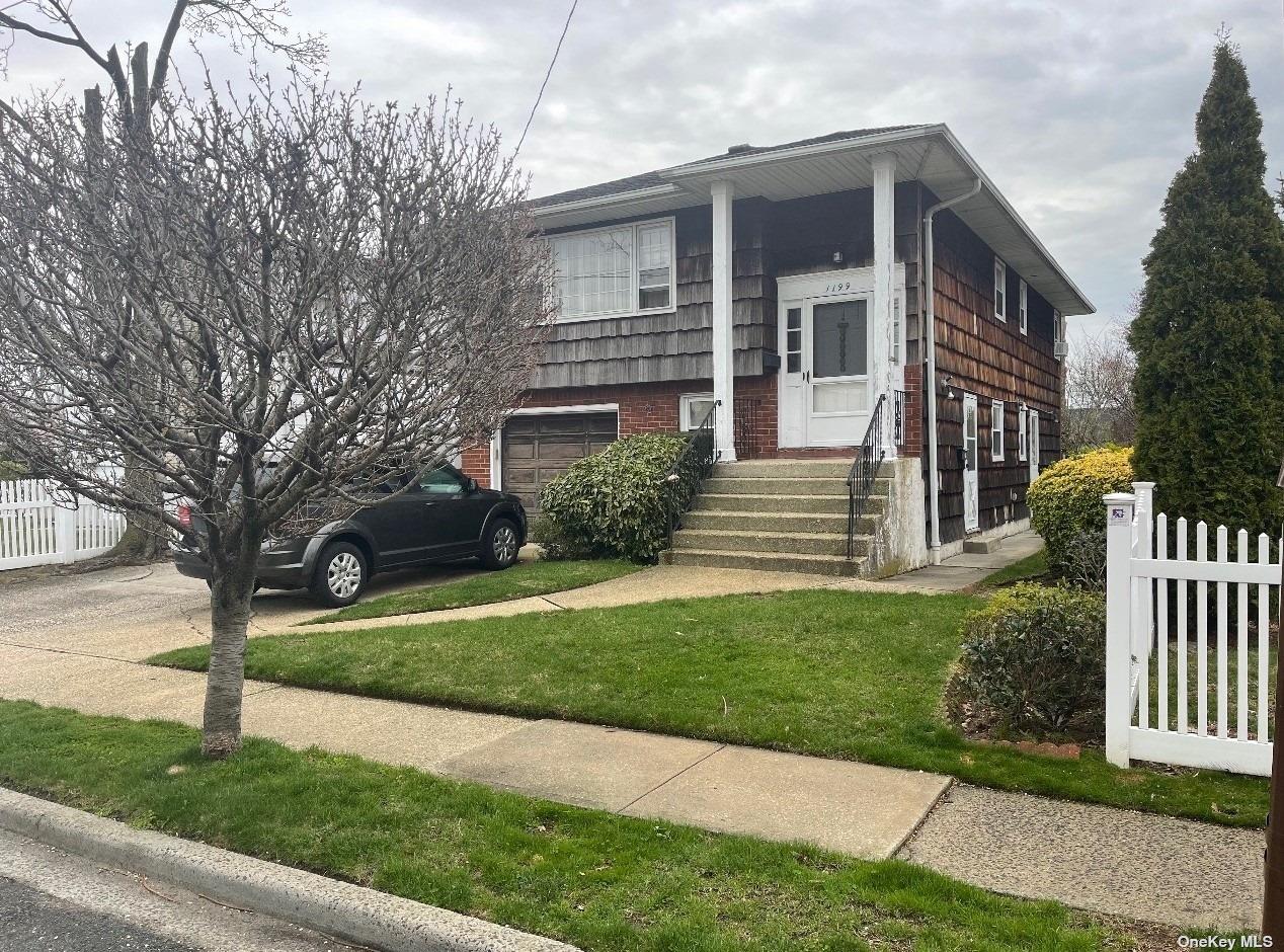 #1 photo, 1199 Arlington Avenue, ナッソー郡 Franklin Square , NY 11010