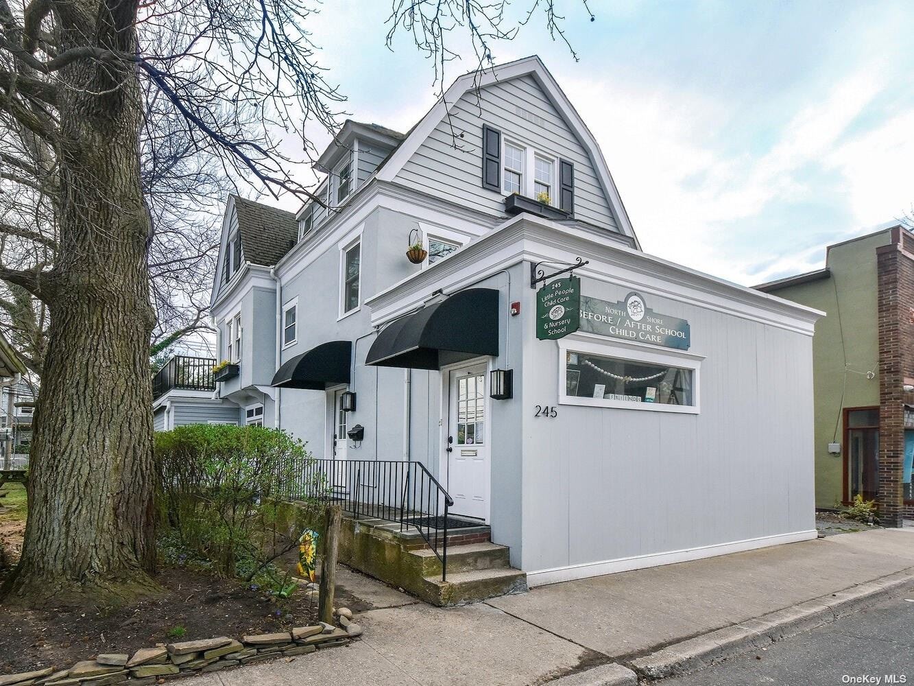 #1 photo, 245 Sea Cliff Avenue, ナッソー郡 Sea Cliff , NY 11579