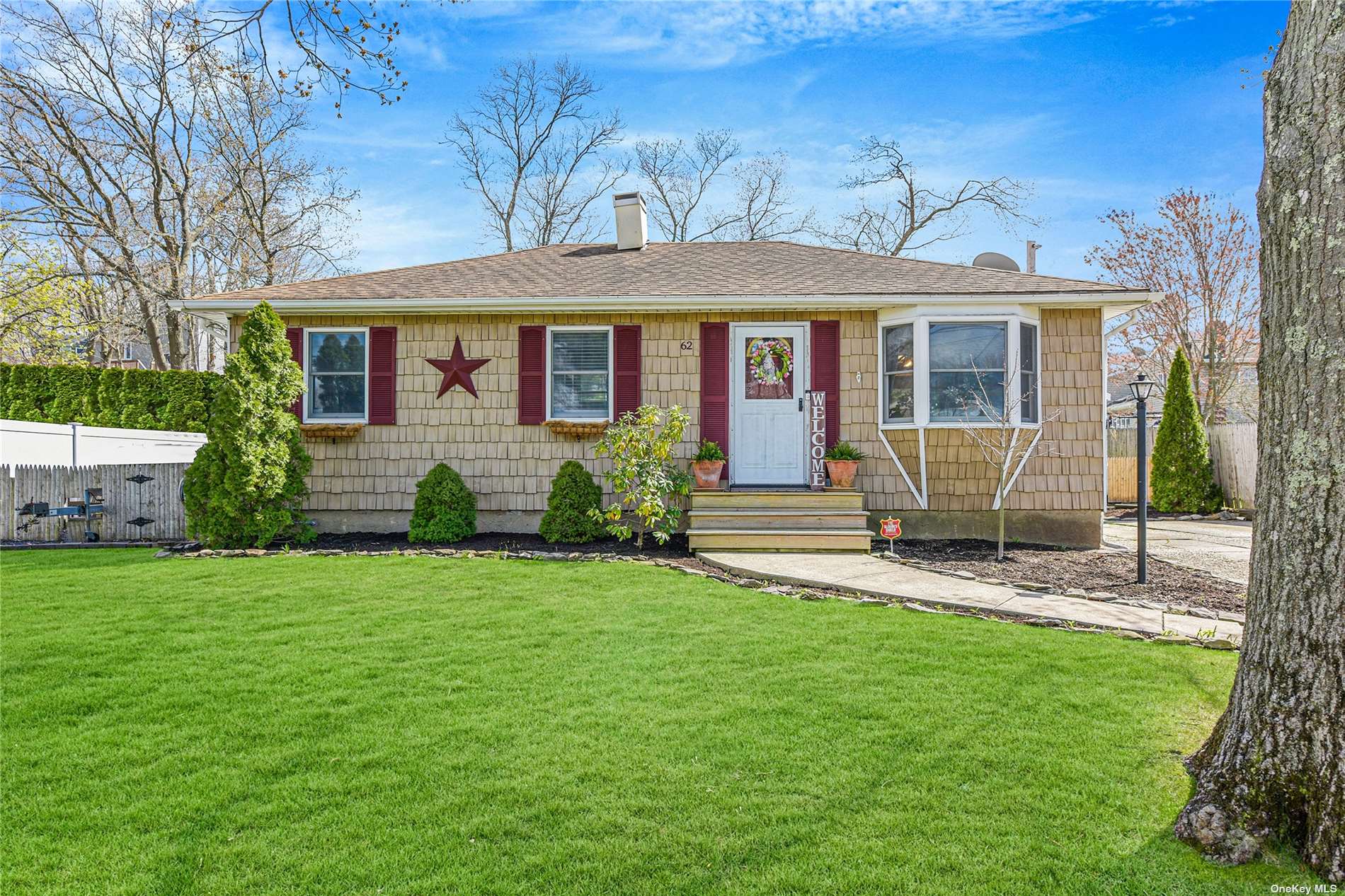 #1 photo, 62 Seminole Street, Selden , NY 11784
