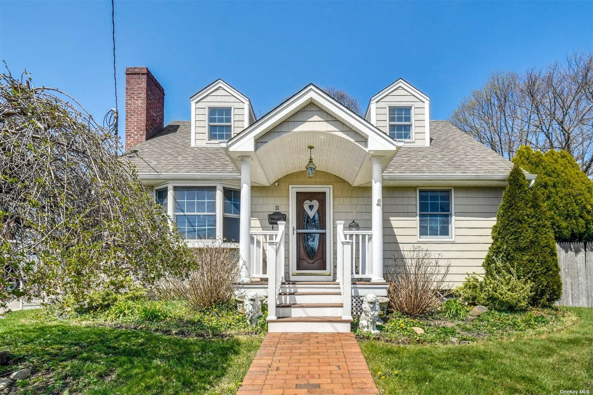 #1 photo, 11 North Street, サフォーク郡 Huntington Station , NY 11746