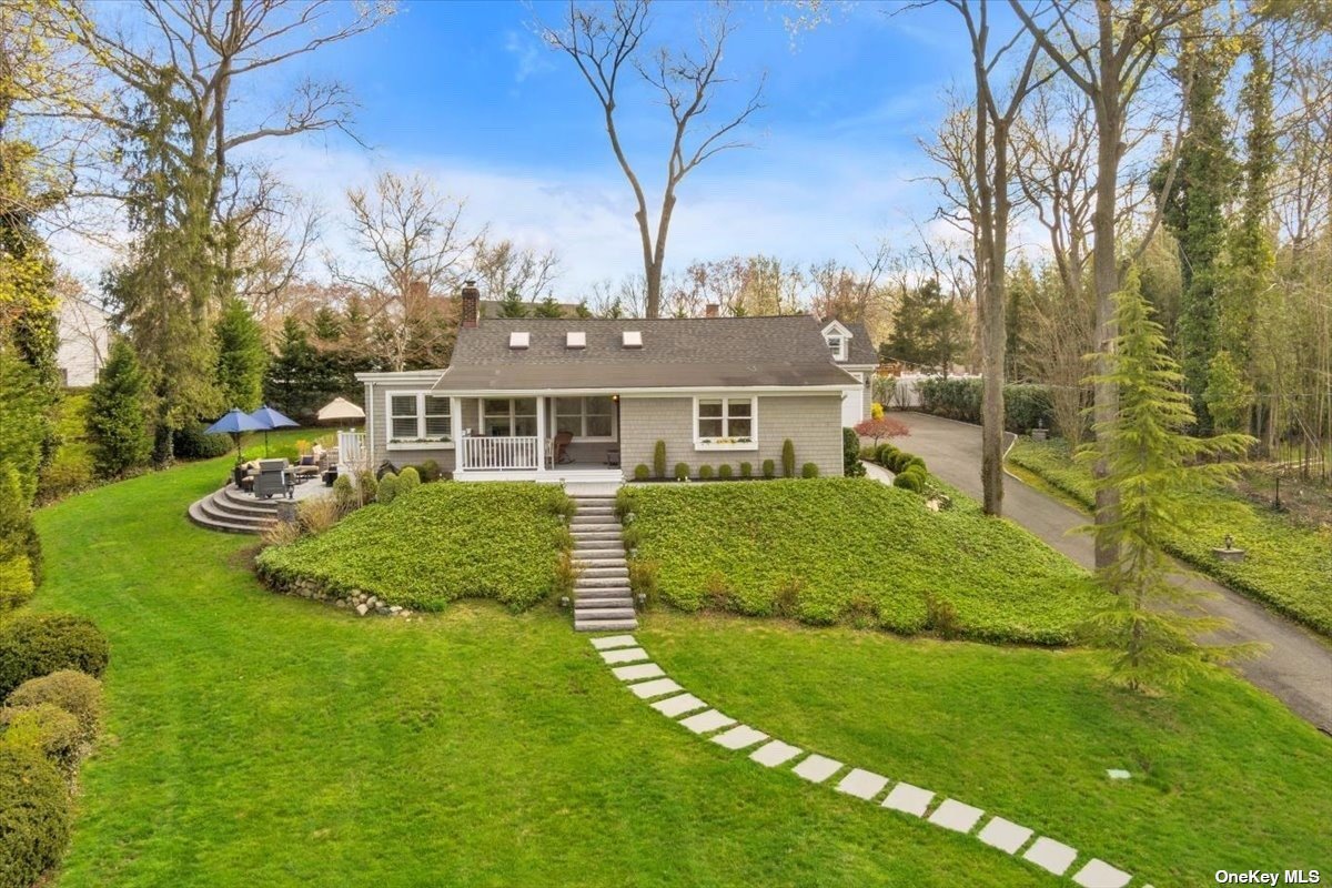 #1 photo, 10 Marie Drive, サフォーク郡 Huntington , NY 11743