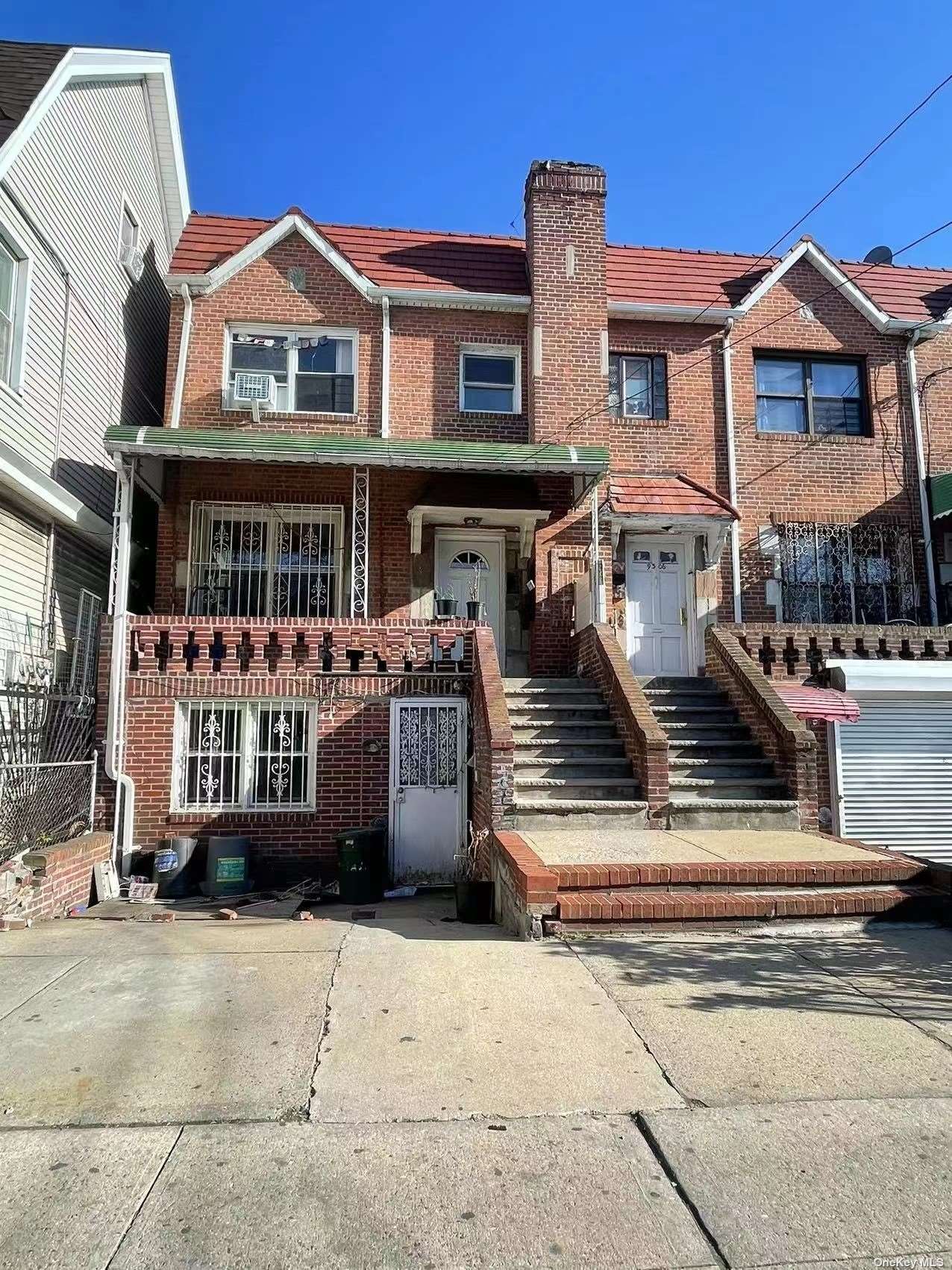 #1 photo, 93-08 43 Avenue, Elmhurst , NY 11373