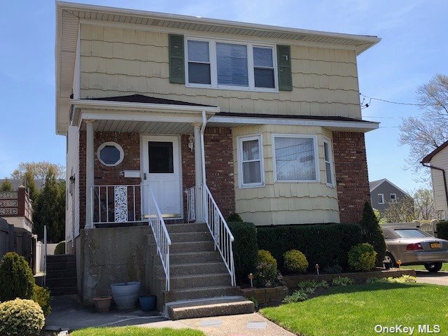#1 photo, 94 A 1st Avenue, ناسو East Rockaway , NY 11518