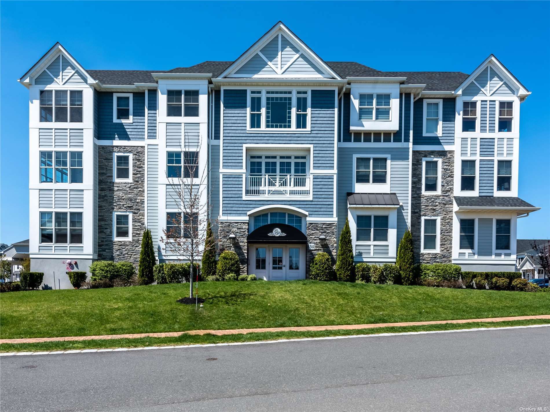 #1 photo, 34105 Winterberry Drive, Plainview , NY 11803