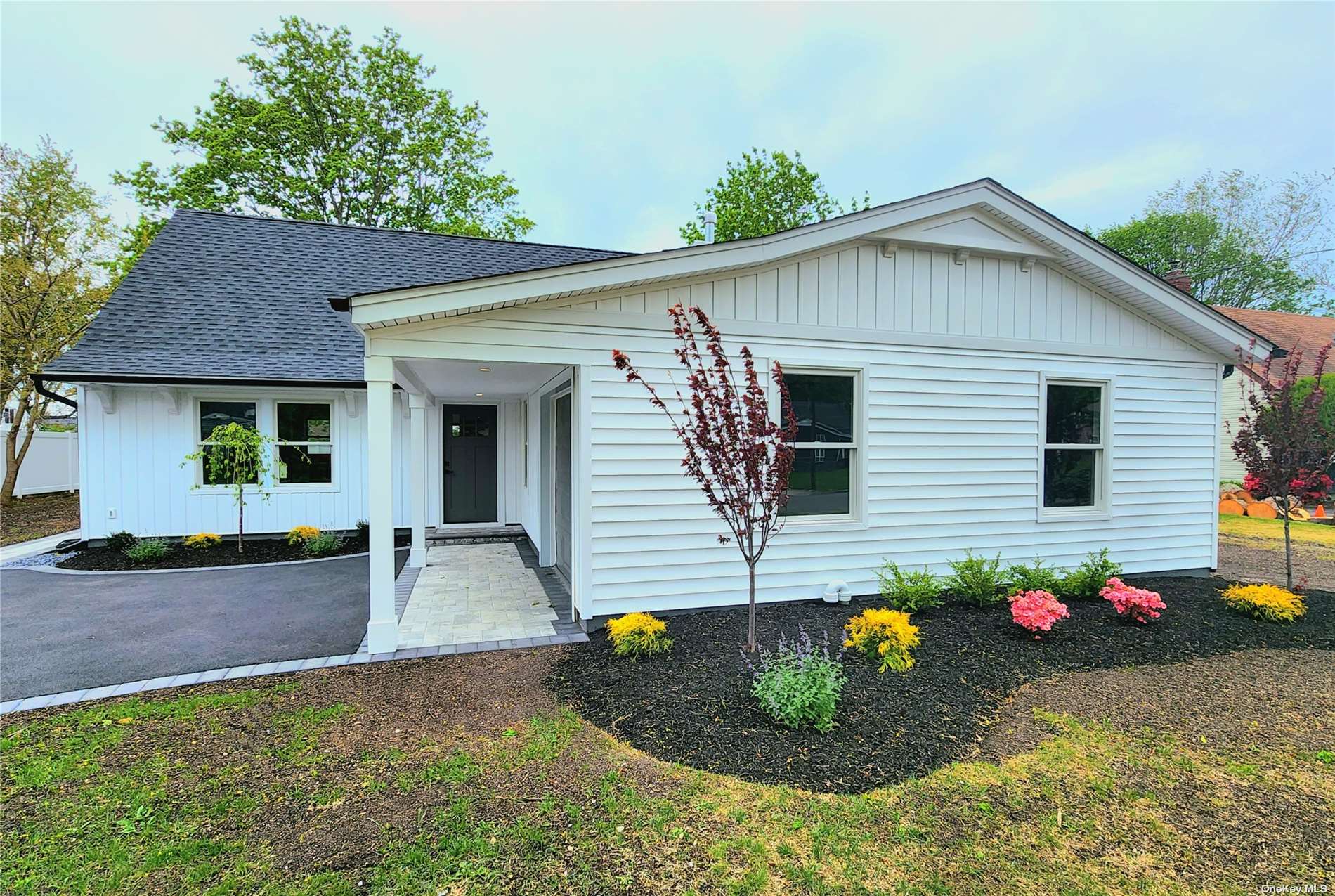 #1 photo, 448 Raft Avenue, Holbrook , NY 11741