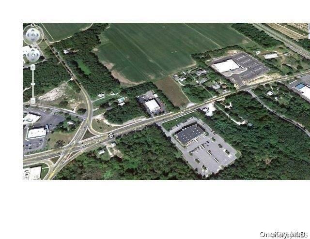 #4 photo, 25/58 NYS (52 Main Rd) Route, サフォーク郡 Riverhead , NY 11901