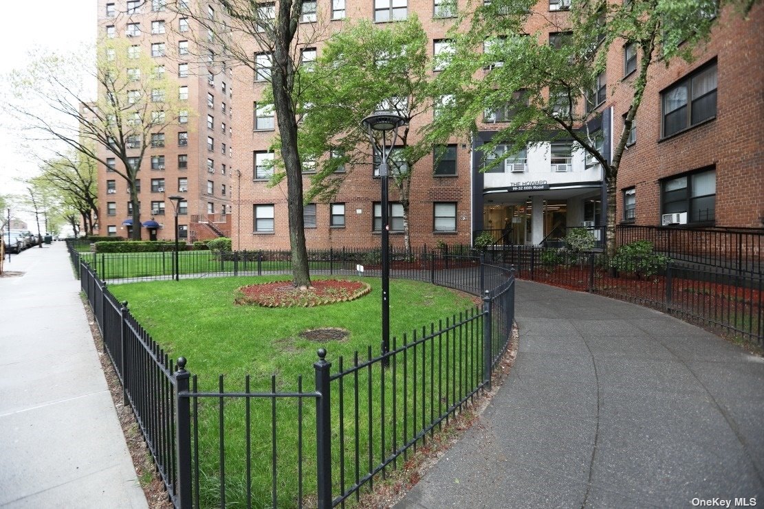 #1 photo, 99-32 66th Road, 皇后區 雷哥公園 Rego Park , NY 11374