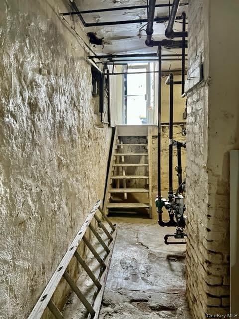 #16 photo, 85 Mclean Avenue, Yonkers , NY 10705