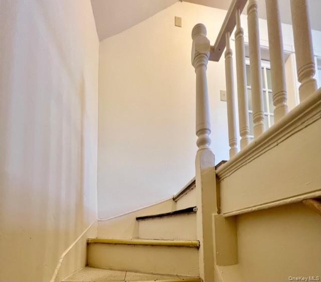 #19 photo, 85 Mclean Avenue, Yonkers , NY 10705