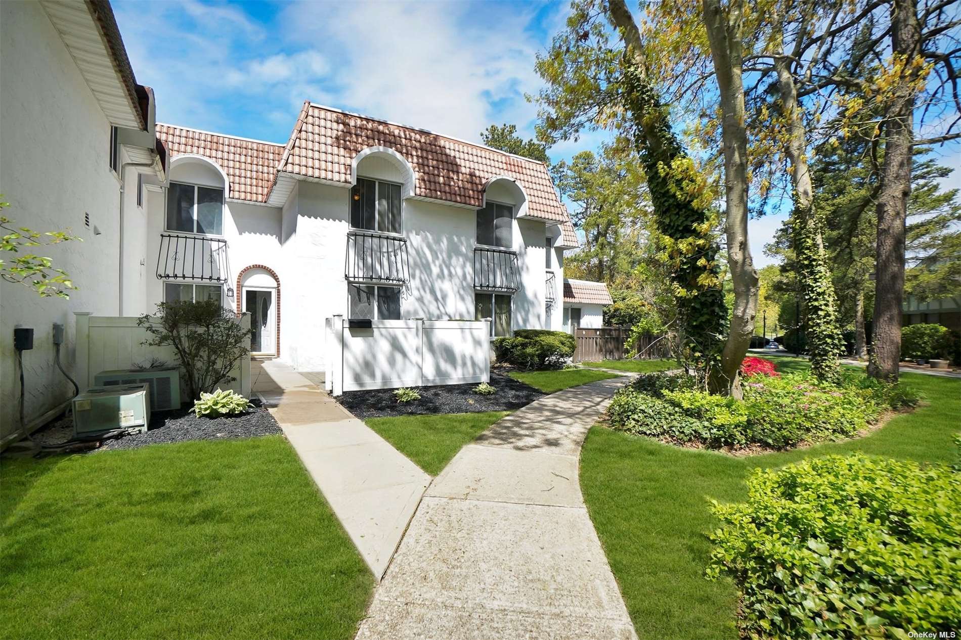 #1 photo, 591 Blue Ridge Drive, Medford , NY 11763