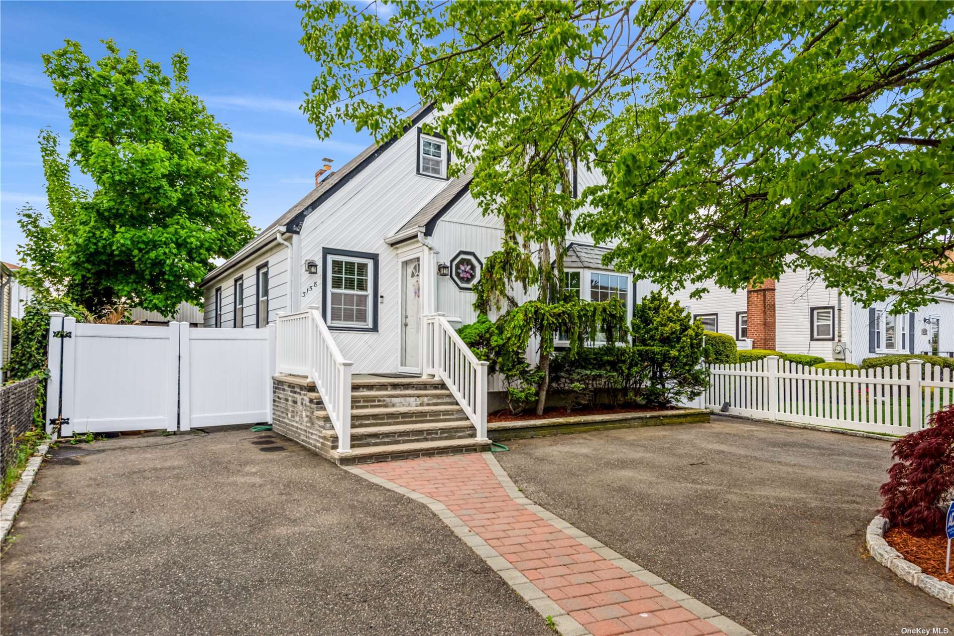 #1 photo, 3158 Trinity Street, Oceanside , NY 11572