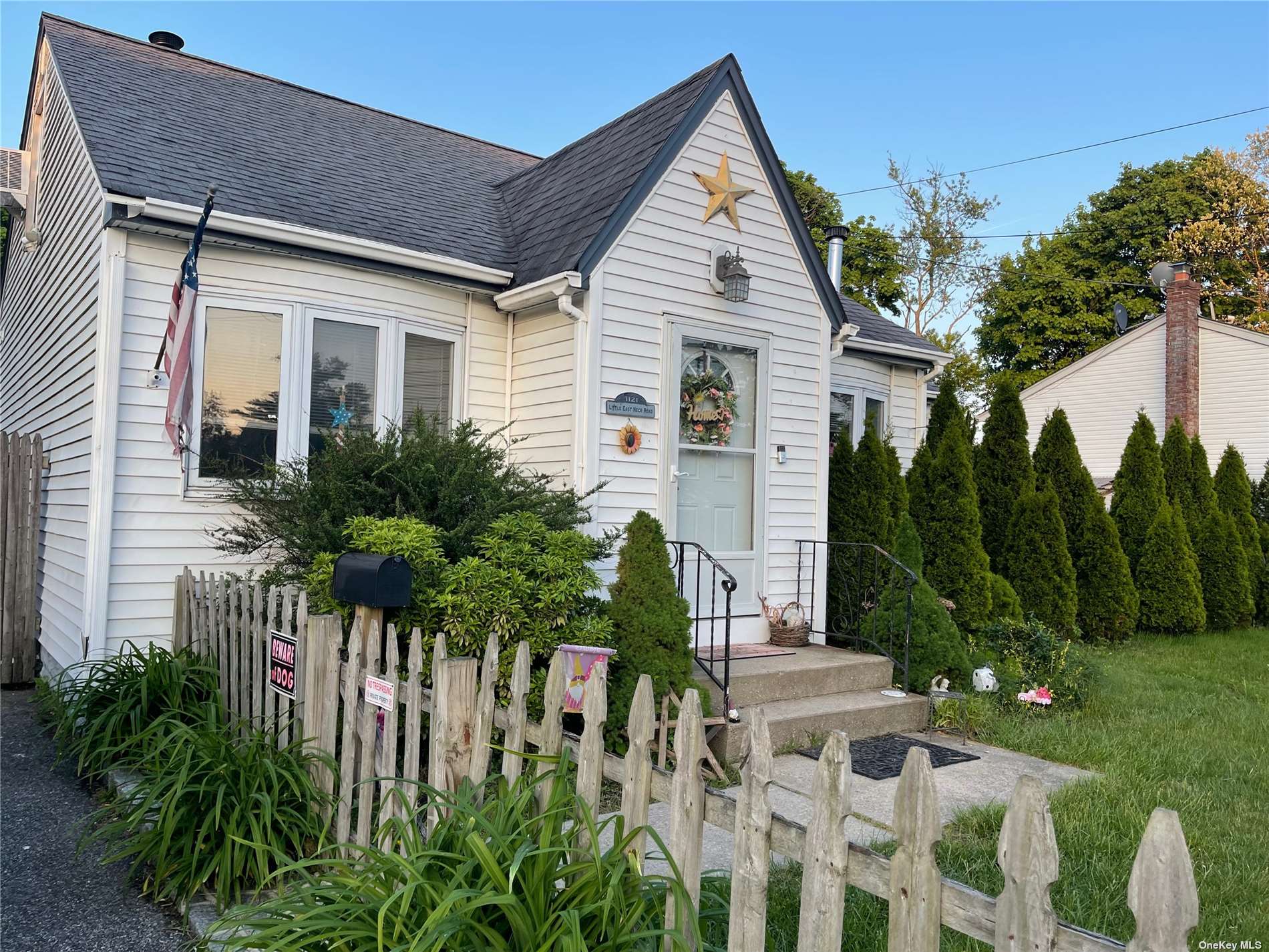 #1 photo, 1121 Little East Neck Road, West Babylon , NY 11704