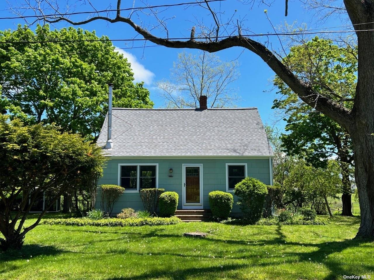 #1 photo, 944 Youngs Road, 롱 아일랜드 Orient , NY 11957