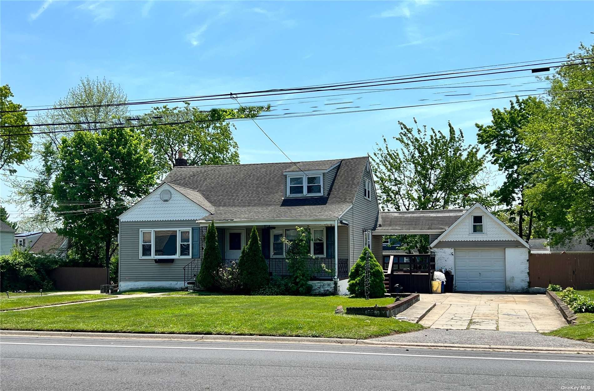 #1 photo, 1023 3rd Street, West Babylon , NY 11704