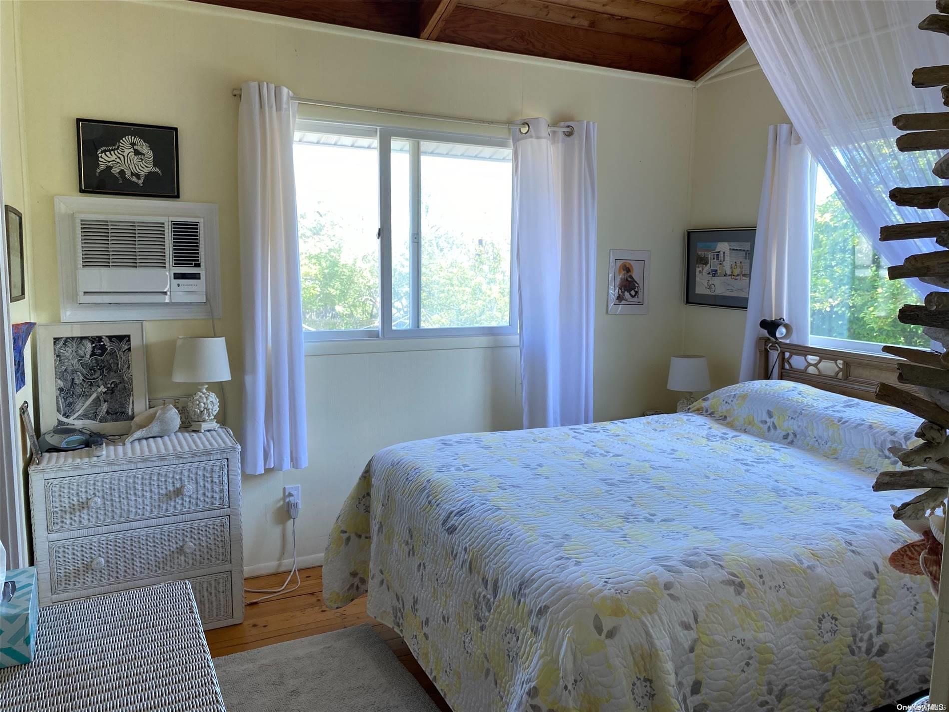 #10 photo, 11 Seneca Street, Ocean Bay Park , NY 11770