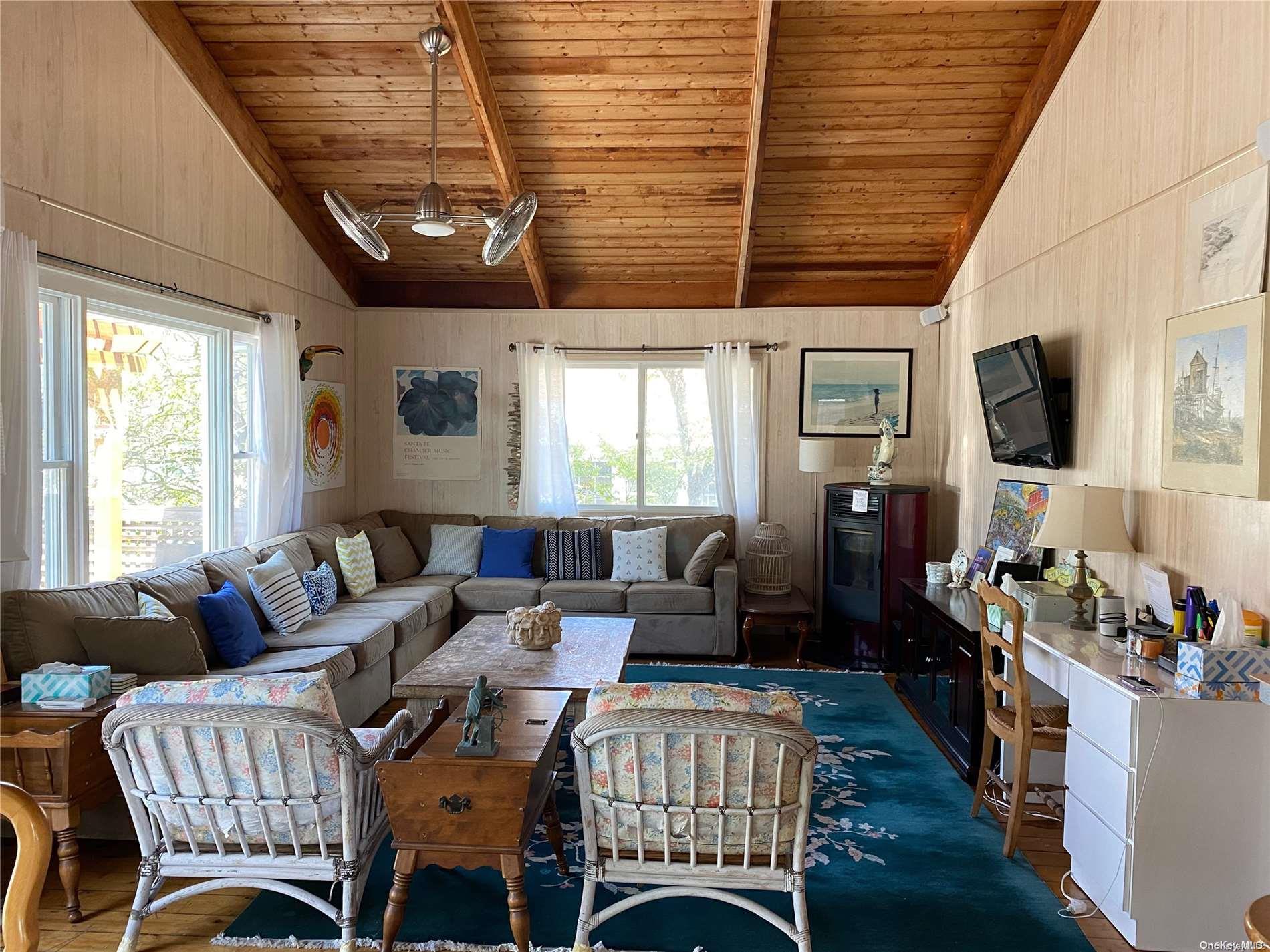 #2 photo, 11 Seneca Street, Ocean Bay Park , NY 11770