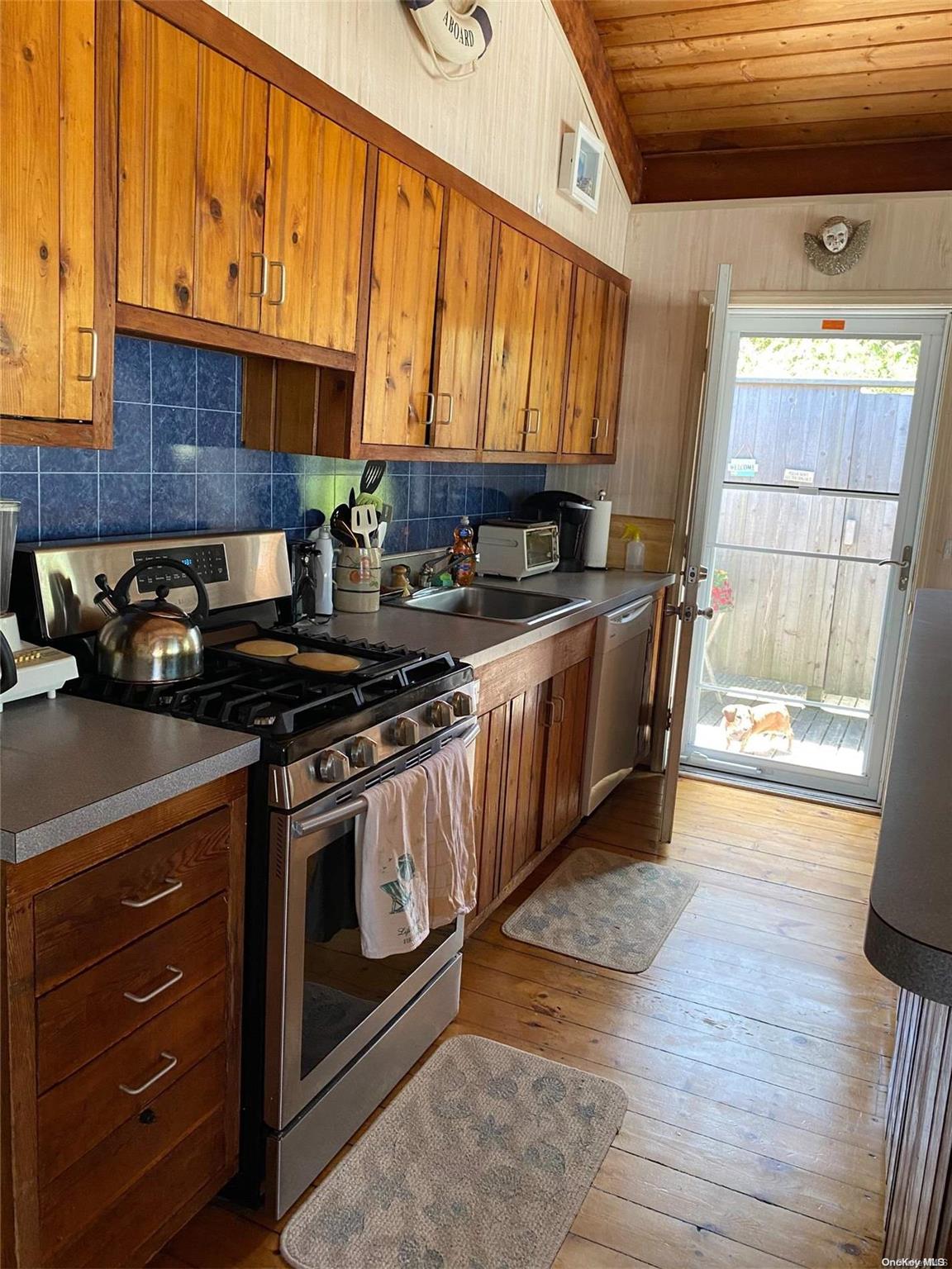 #4 photo, 11 Seneca Street, Ocean Bay Park , NY 11770