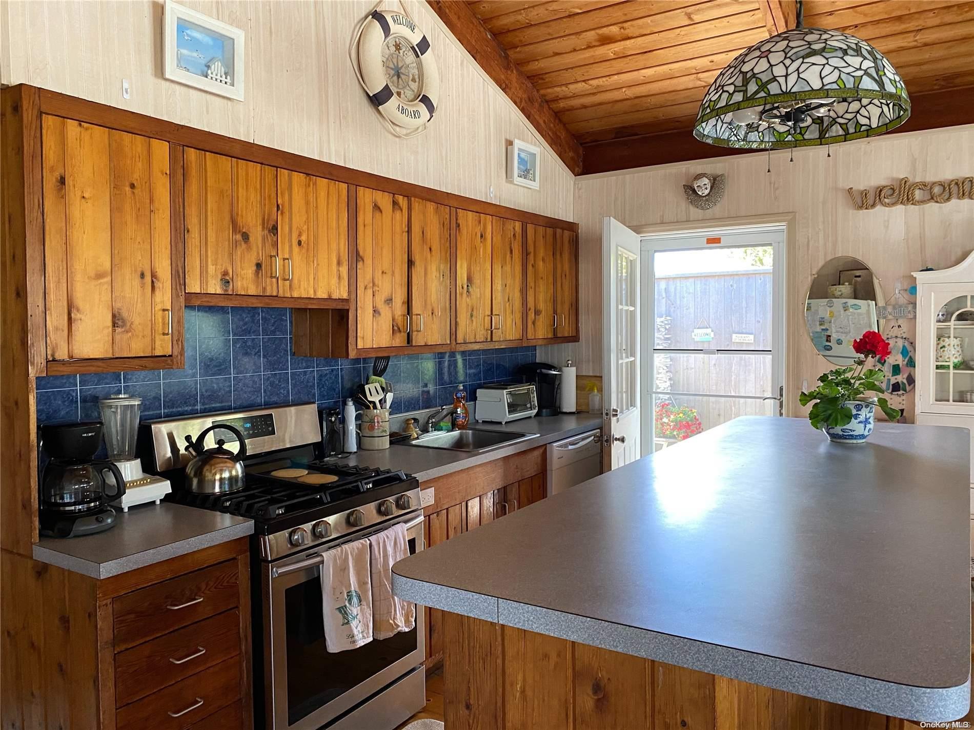 #5 photo, 11 Seneca Street, Ocean Bay Park , NY 11770