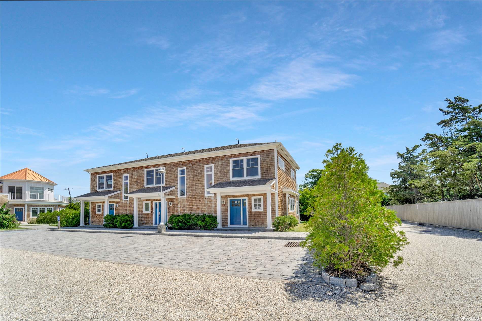 #1 photo, 68 Foster Avenue, 東長島 汉普顿 Hampton Bays , NY 11946
