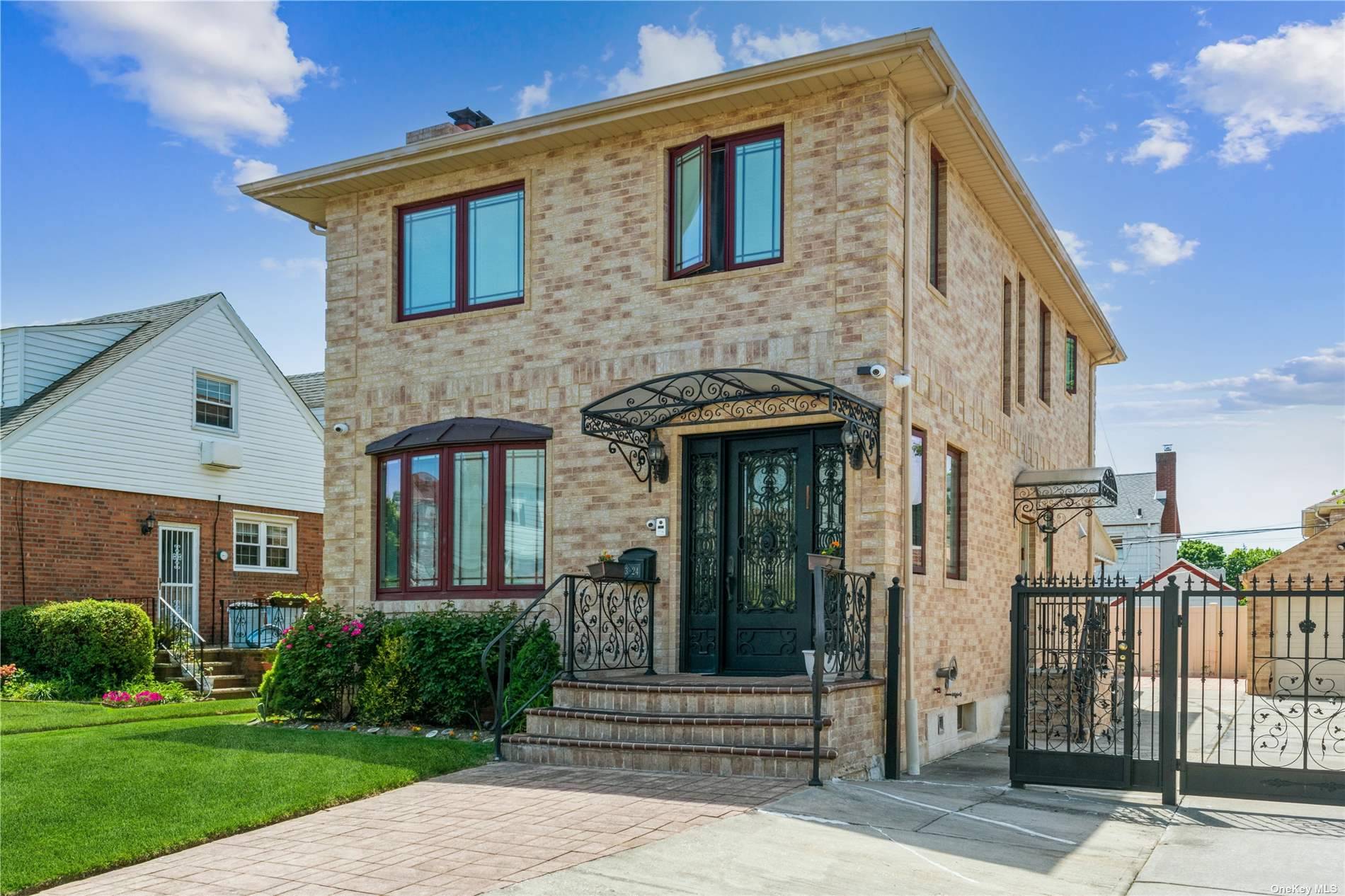 #1 photo, 73-24 182nd Street, كوينز Fresh Meadows , NY 11366