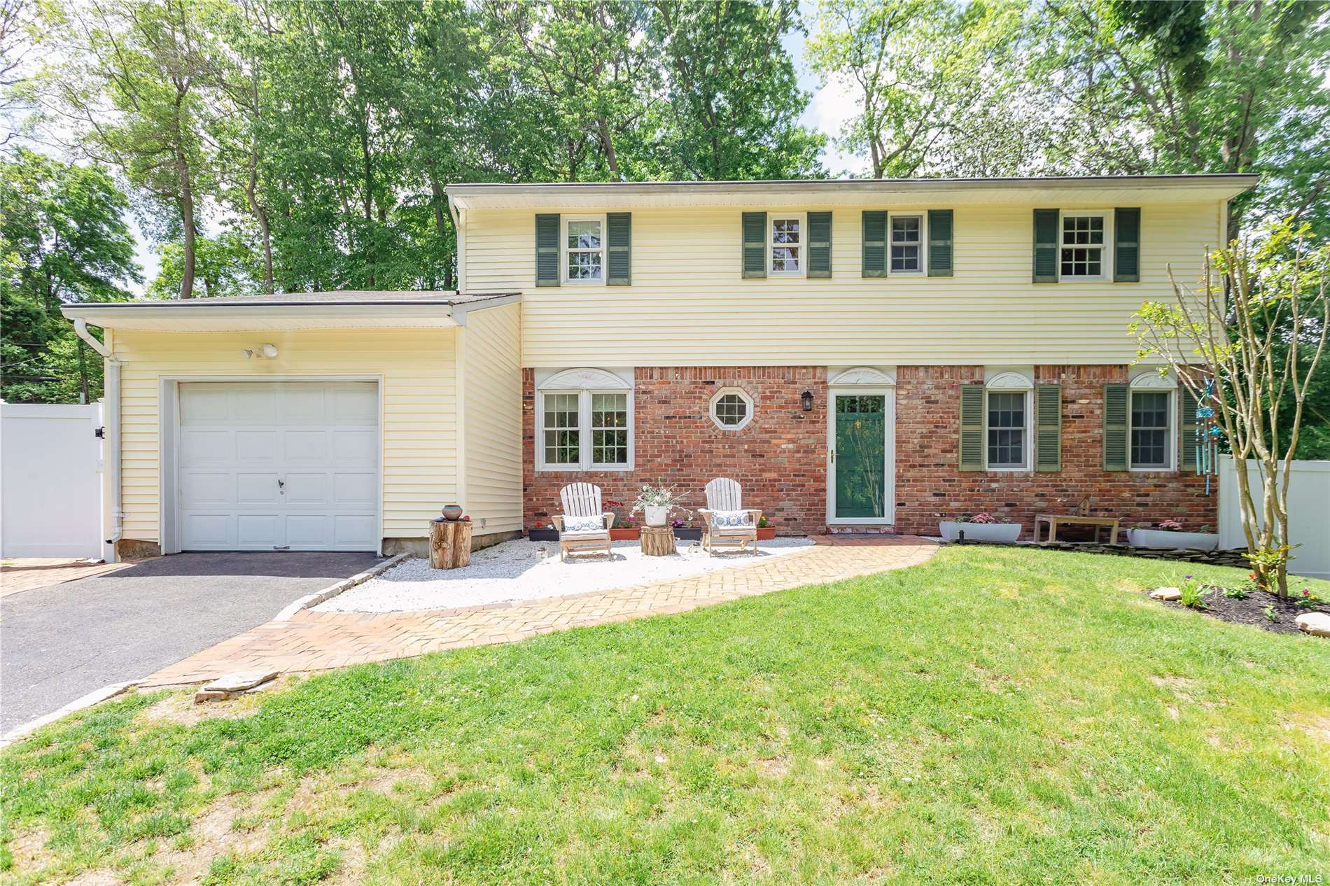 #1 photo, 6 Lincoln Drive, Kings Park , NY 11754