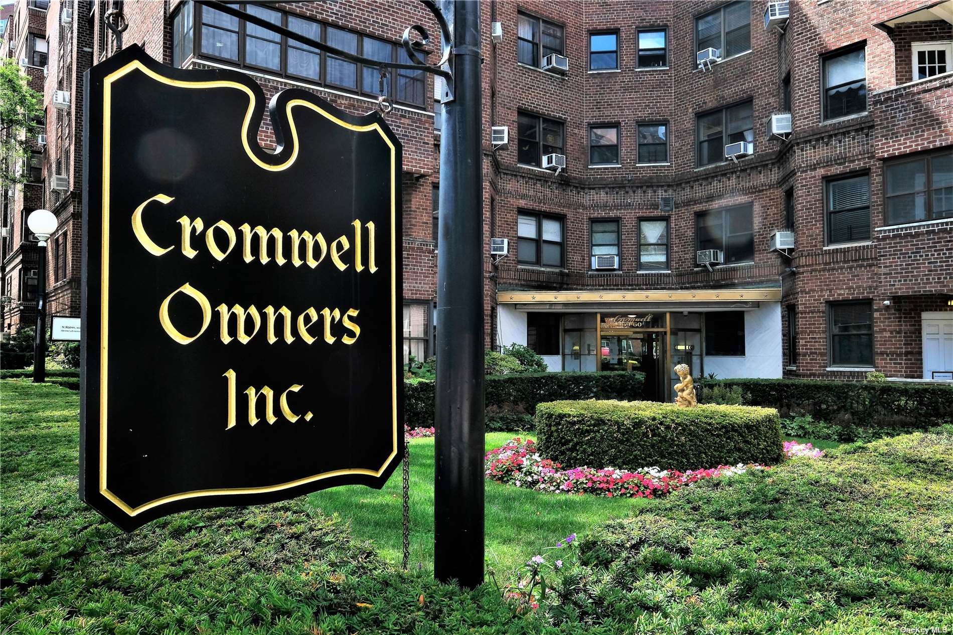 #1 photo, 69-60 108 Street, 皇后區 森林小丘 Forest Hills , NY 11375