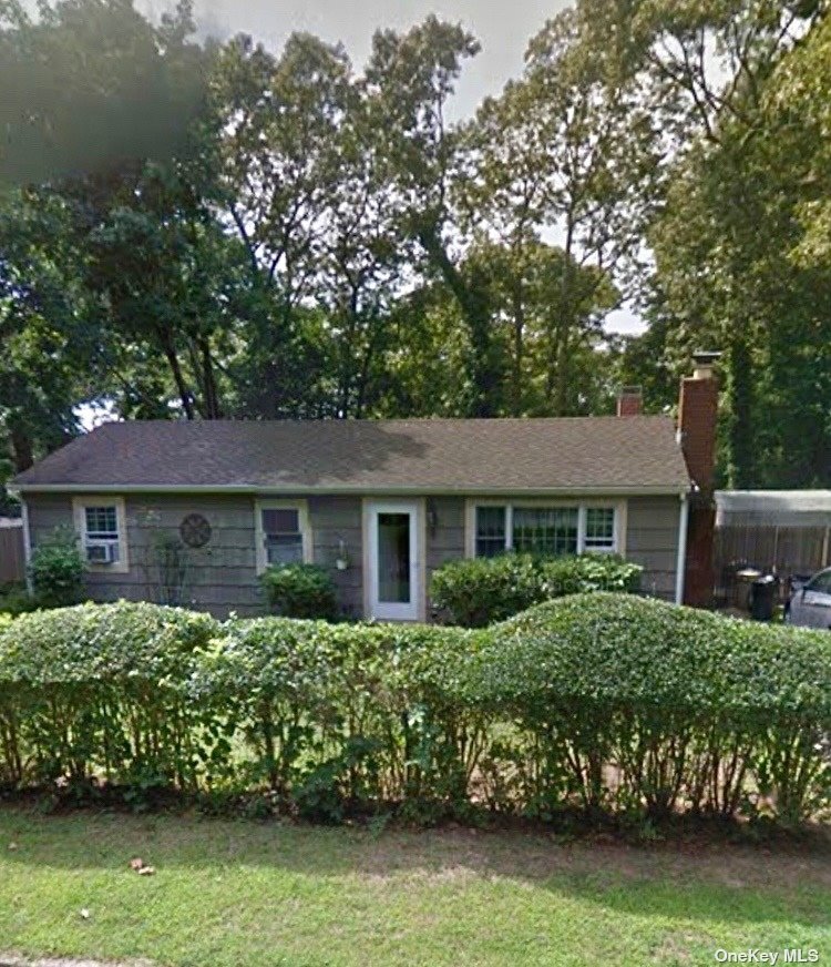 #1 photo, 8 Johnson Avenue, East Moriches , NY 11940