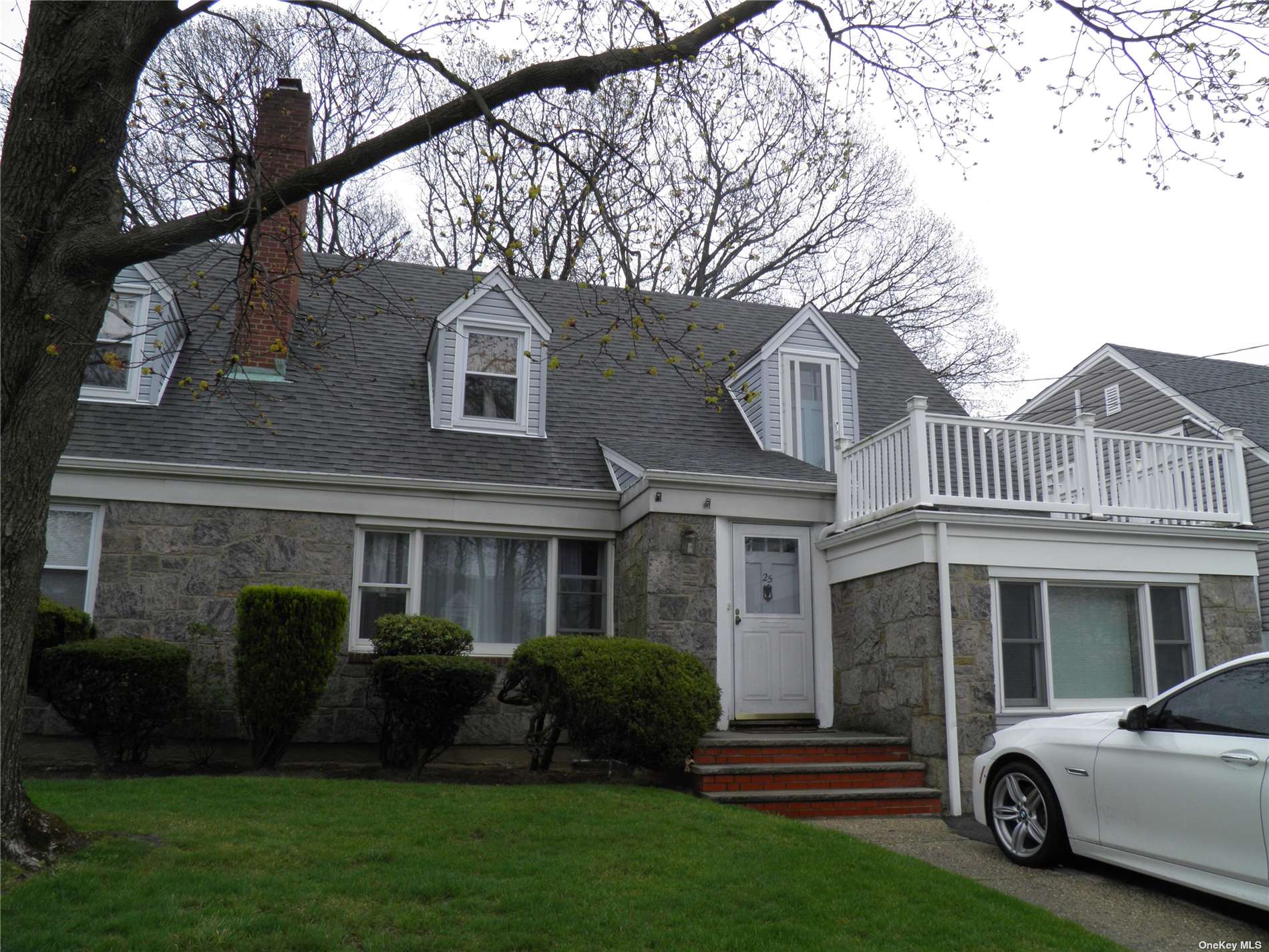 #1 photo, 25 Highland Road, Valley Stream , NY 11580