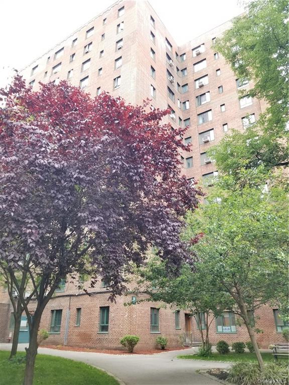 #1 photo, 1501 Metropolitan Avenue, 布朗士 Bronx , NY 10462