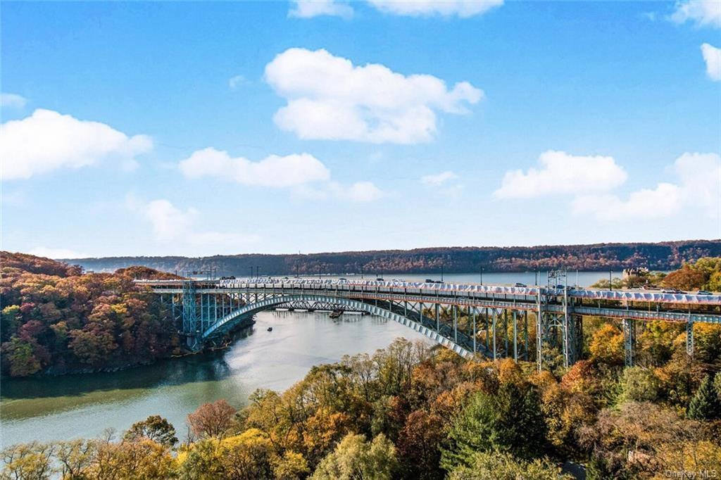 #7 photo, 2287 Johnson Avenue, Bronx , NY 10463