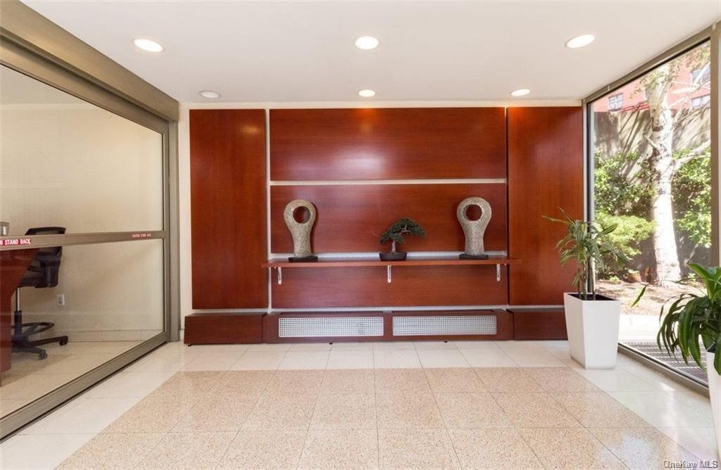 #8 photo, 2287 Johnson Avenue, Bronx , NY 10463