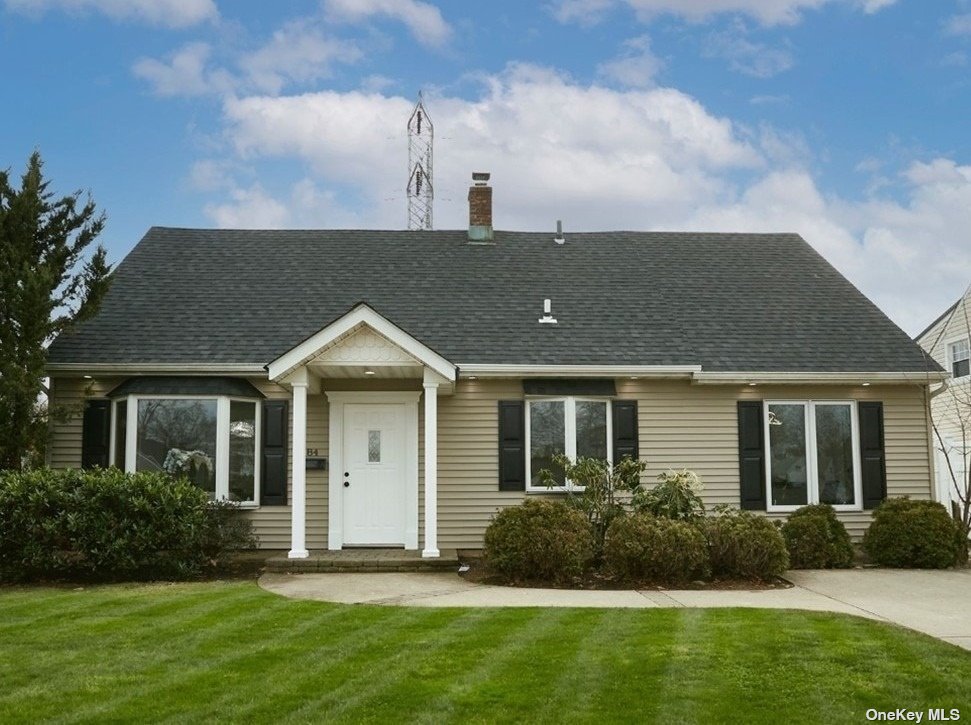 #1 photo, 84 Cornflower Road, מחוז נסאו Levittown , NY 11756