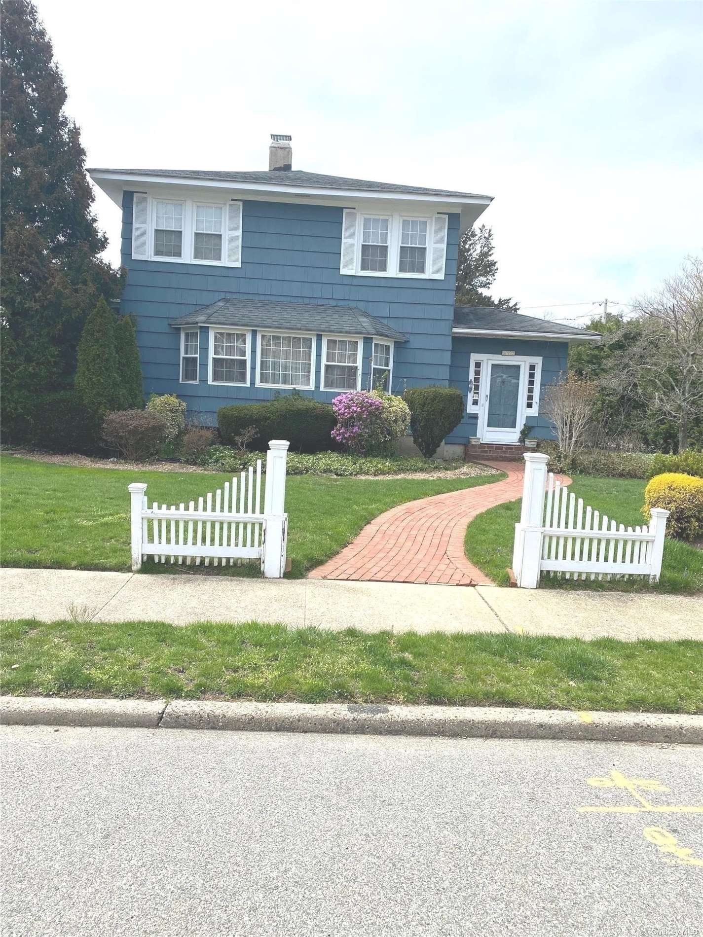 #1 photo, 372 Ocean Avenue, Massapequa , NY 11758