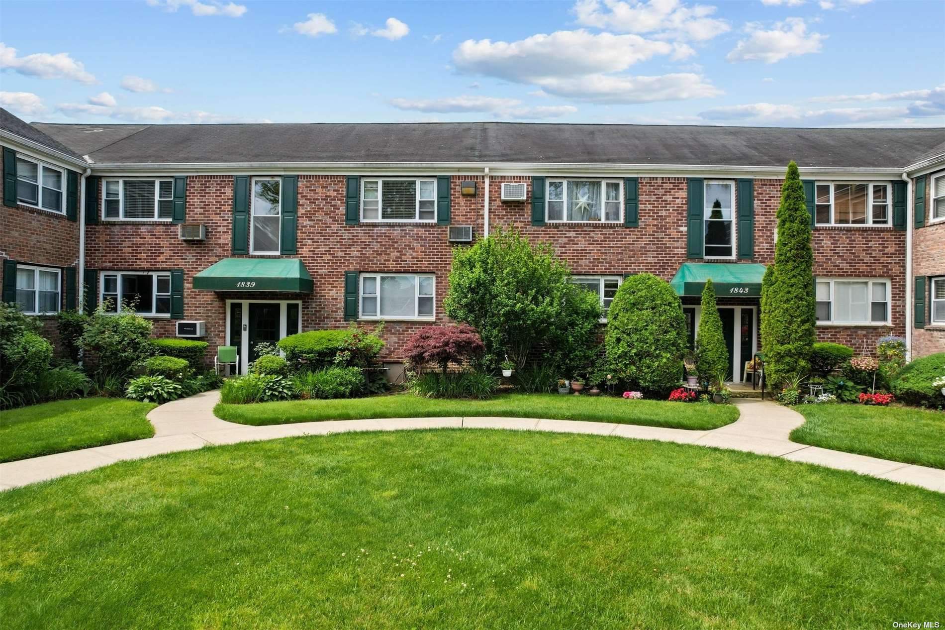 #1 photo, 1843 Oliver Avenue, Valley Stream , NY 11580