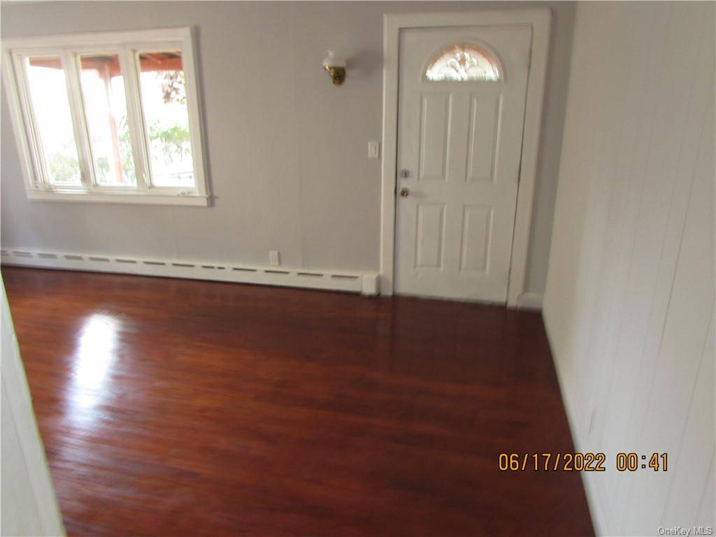 #20 photo, 2 Leffingwell, New Rochelle , NY 10801